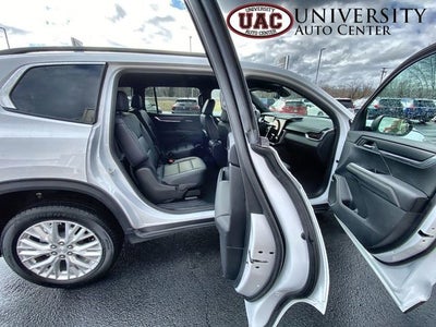 2024 GMC Acadia Elevation