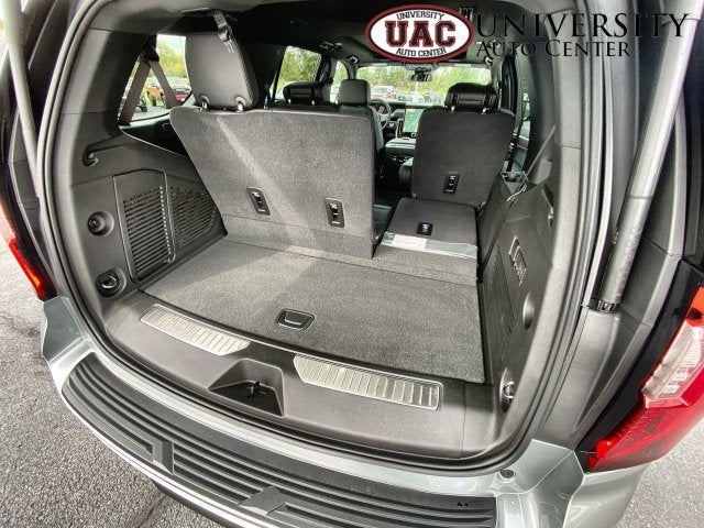 2026 GMC Yukon Denali - Photo 24