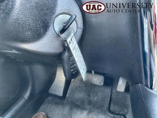 2007 Pontiac Vibe Base