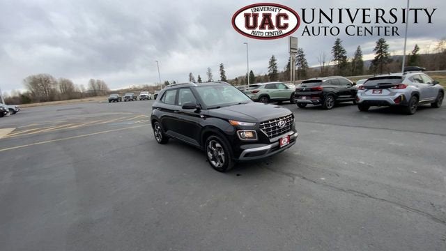 2022 Hyundai Venue SEL