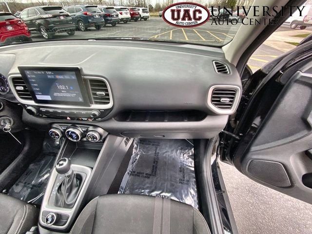 2022 Hyundai Venue SEL