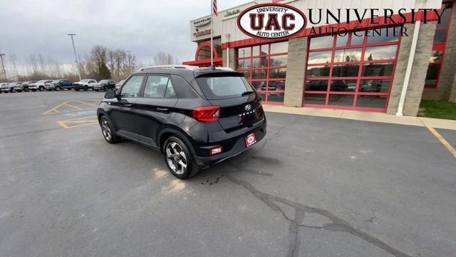 2022 Hyundai Venue SEL